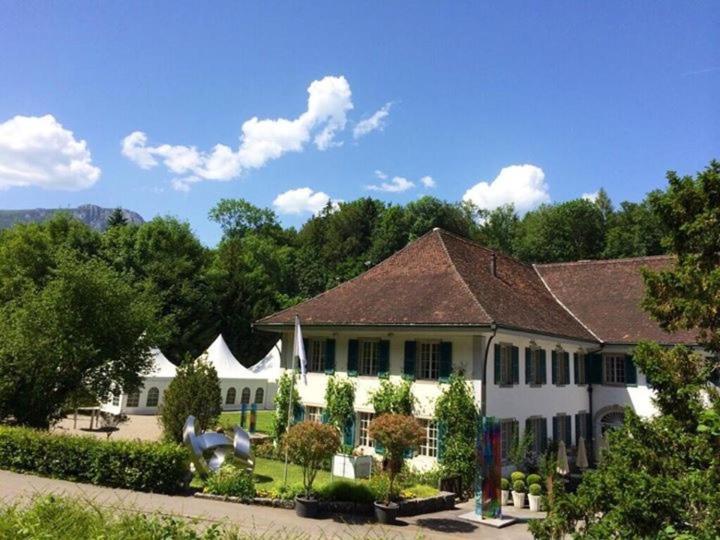 Chateau Attisholz Apartment Riedholz Exterior photo