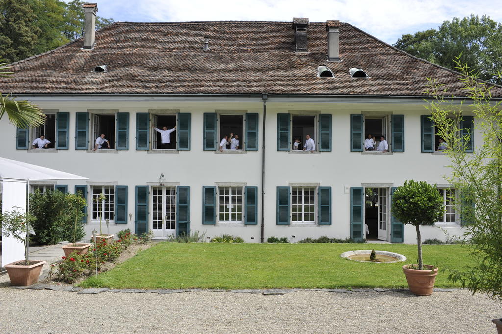 Chateau Attisholz Apartment Riedholz Exterior photo